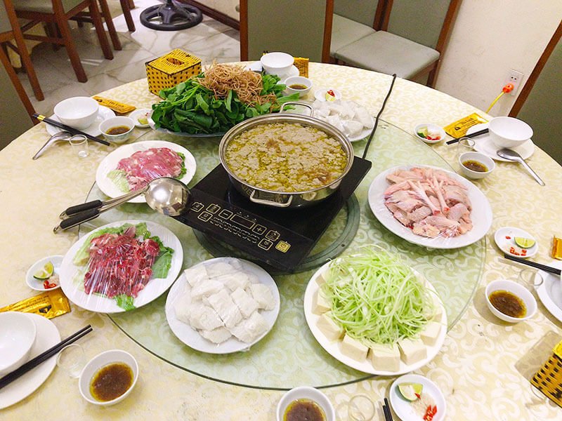 Hương vị dân dã đậm đà trong món Lẩu cua đồng