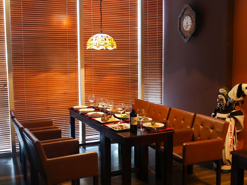 Paula’s Wines - Nhà hàng phong cách Âu tinh tế tại Hà Nội