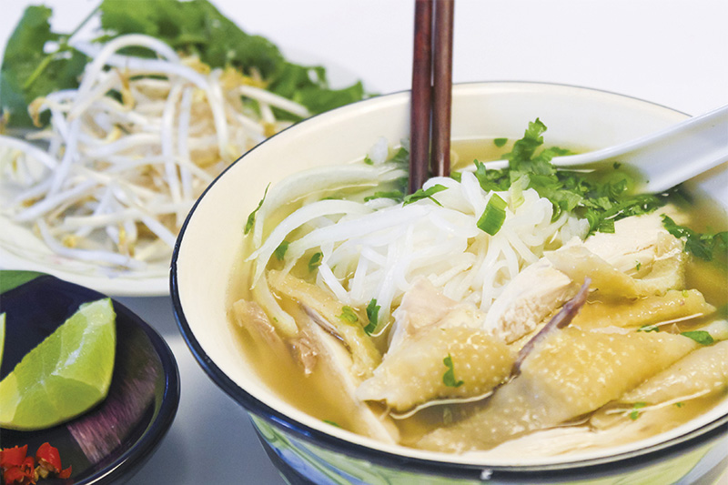 Phở gà